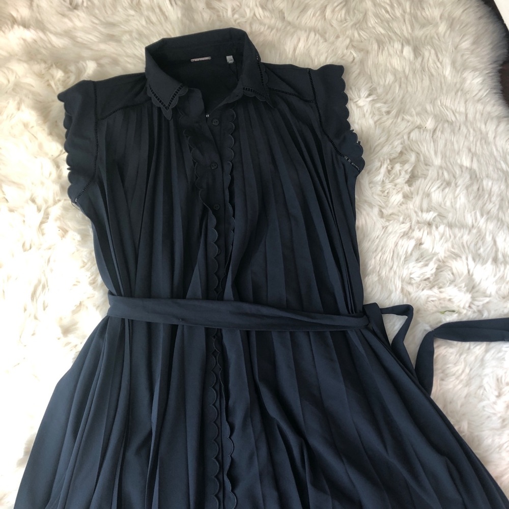 New ELIE TAHARI PLEATED BELTED SLEEVELESS DRESS - Picture 10 of 16